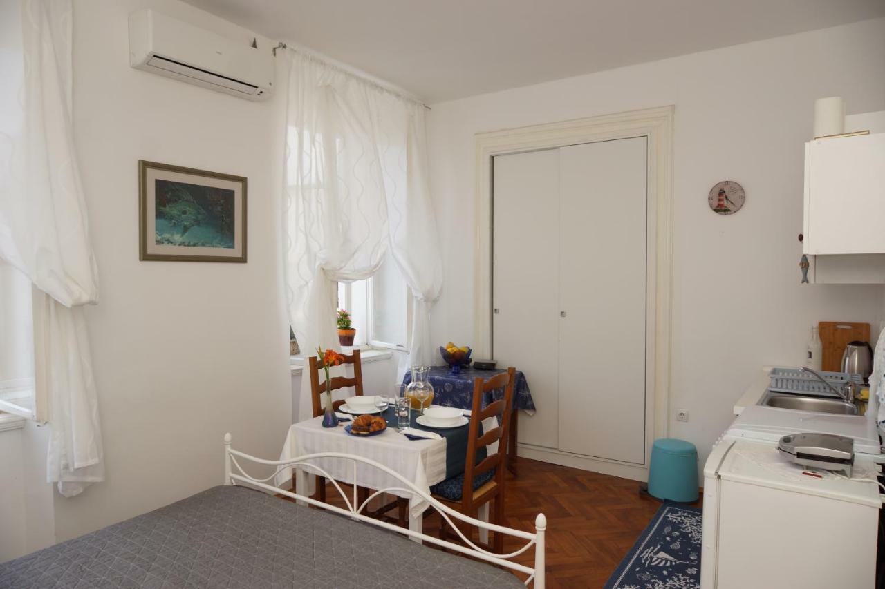 Tia Apartment Rijeka Exterior photo